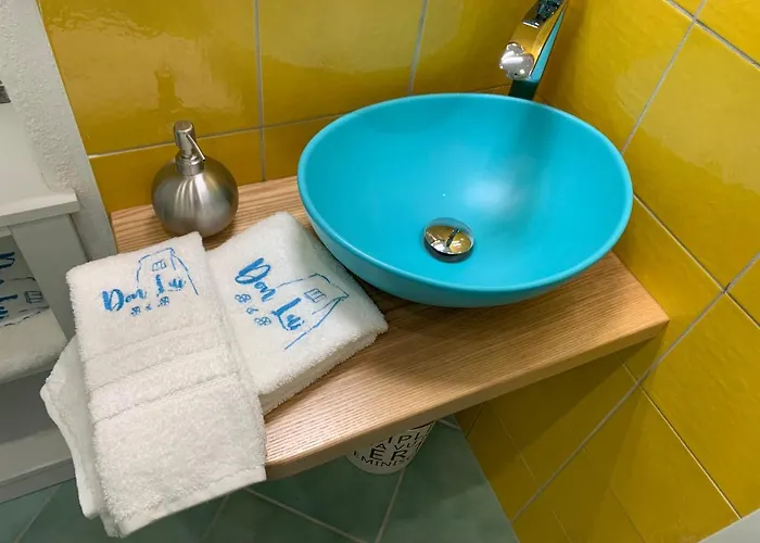 Alojamento de Acomodação e Pequeno-almoço Don Lui 4*